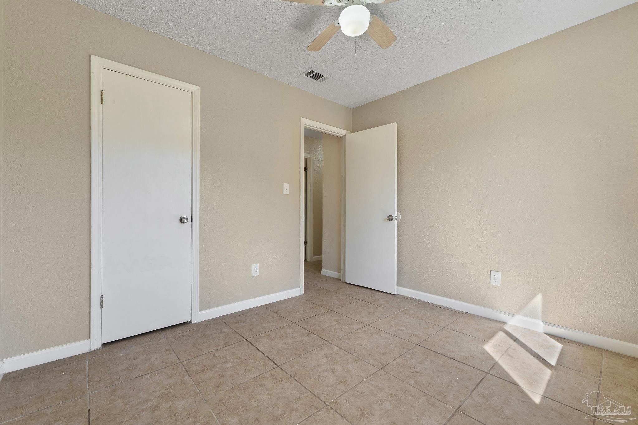 3135 Bent Oak Road Pensacola, FL 32526 - Photo 26 of 47 an empty room with a bathroom