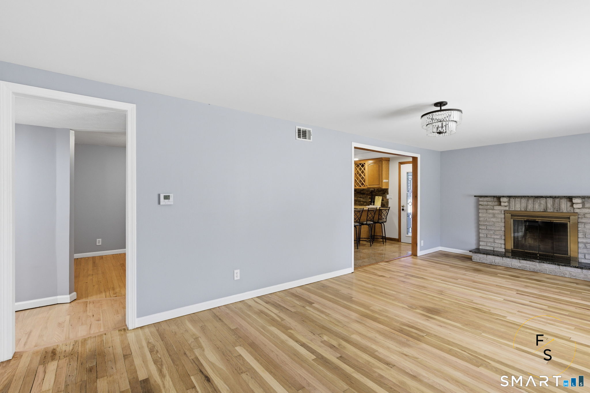 57 Concord Circle Wethersfield, CT 06109 - Photo 3 of 37