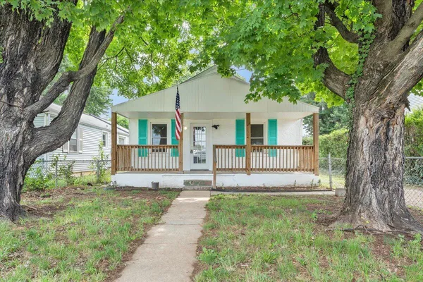 $219,000 | 234 Wilson Street, Salem, VA 24153