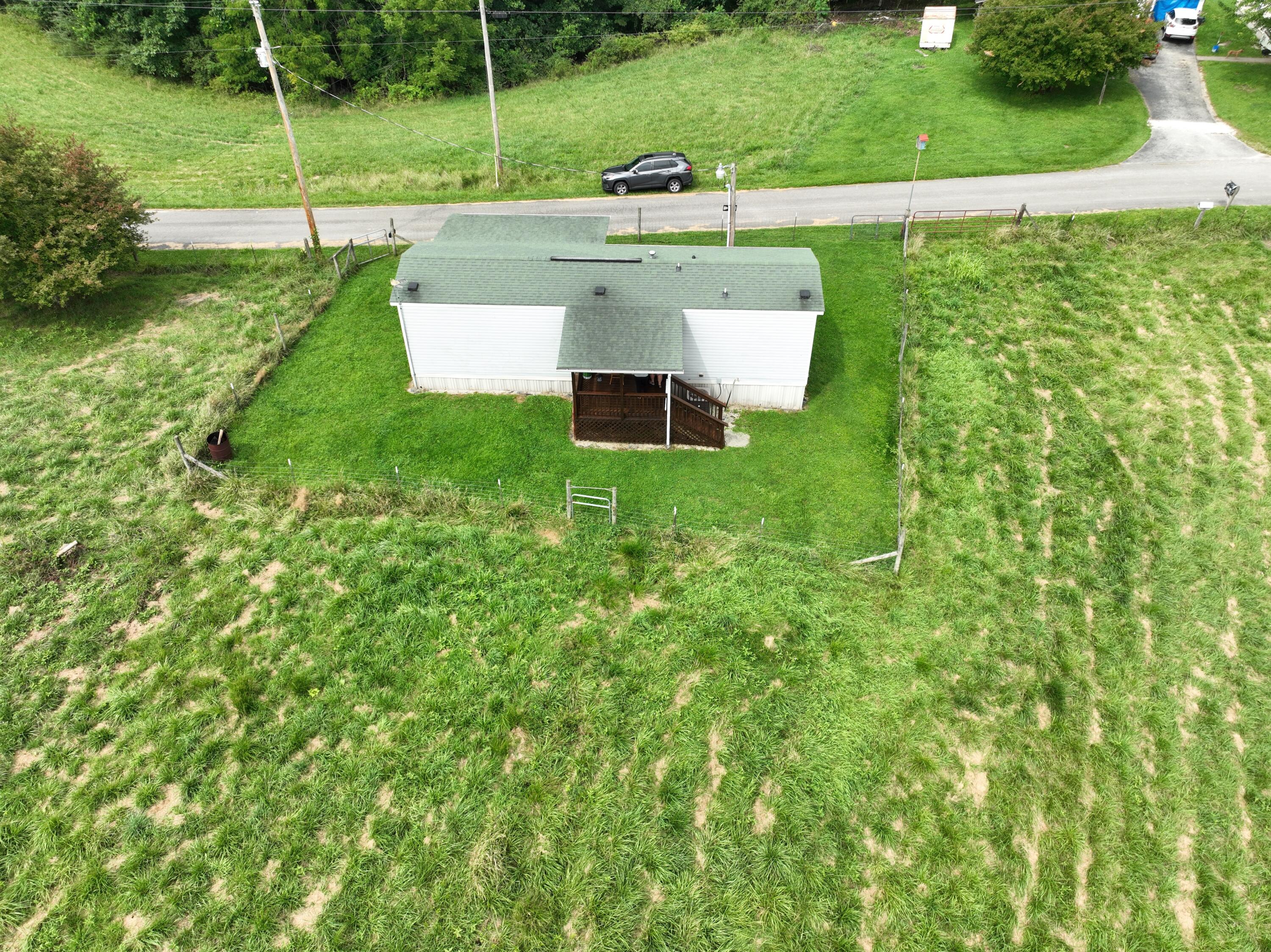 762 Jacks Ridge Road McKee, KY 40447 - Photo 94 of 109 DJI_0551