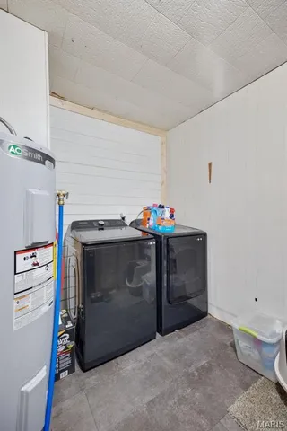 $295,000 | 18374 Highway 185, Potosi, MO 63664