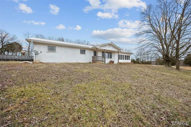 $295,000 | 18374 Highway 185, Potosi, MO 63664