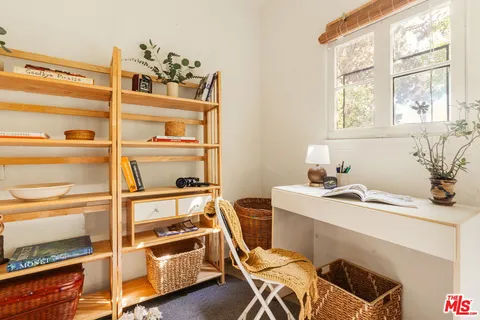 $725,000 | 654 Frontenac Avenue, Los Angeles, CA 90065