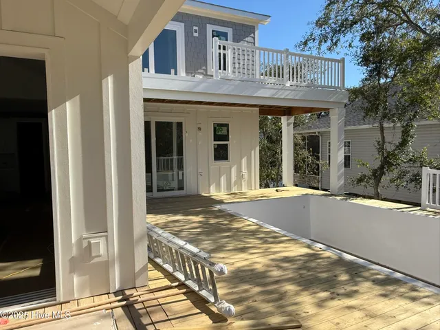 $1,369,000 | 100 Southeast 43rd Street, Oak Island, NC 28465