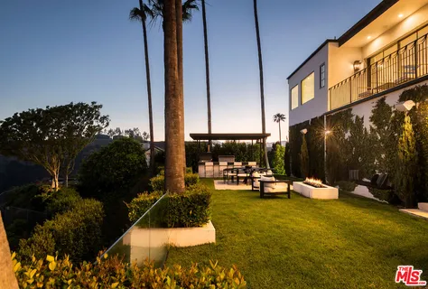$8,995,000 | 10932 Savona Road, Los Angeles, CA 90077