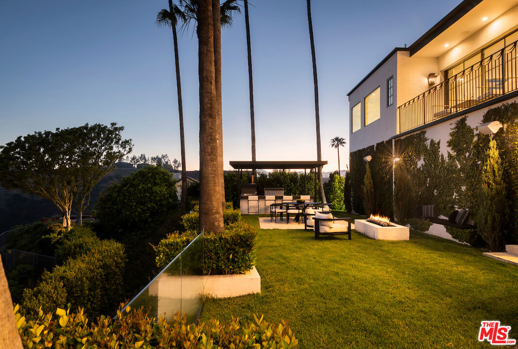 10932 Savona Road Los Angeles, CA 90077 - Photo 71 of 72