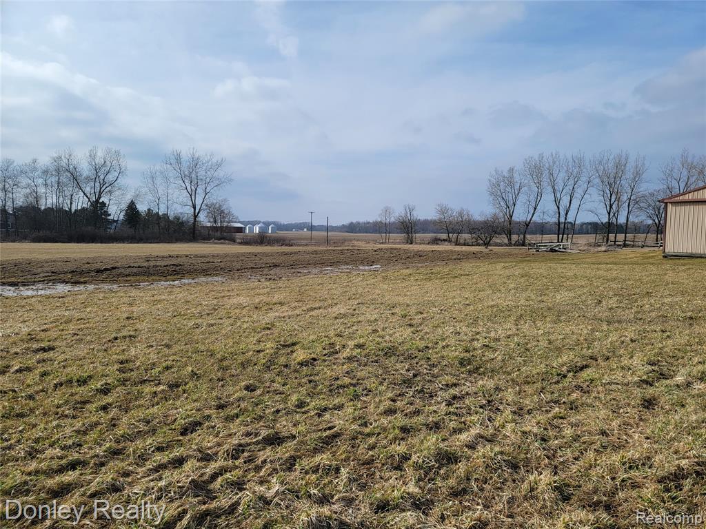 6750 Lanway Road Marlette, MI 48453 - Photo 5 of 12