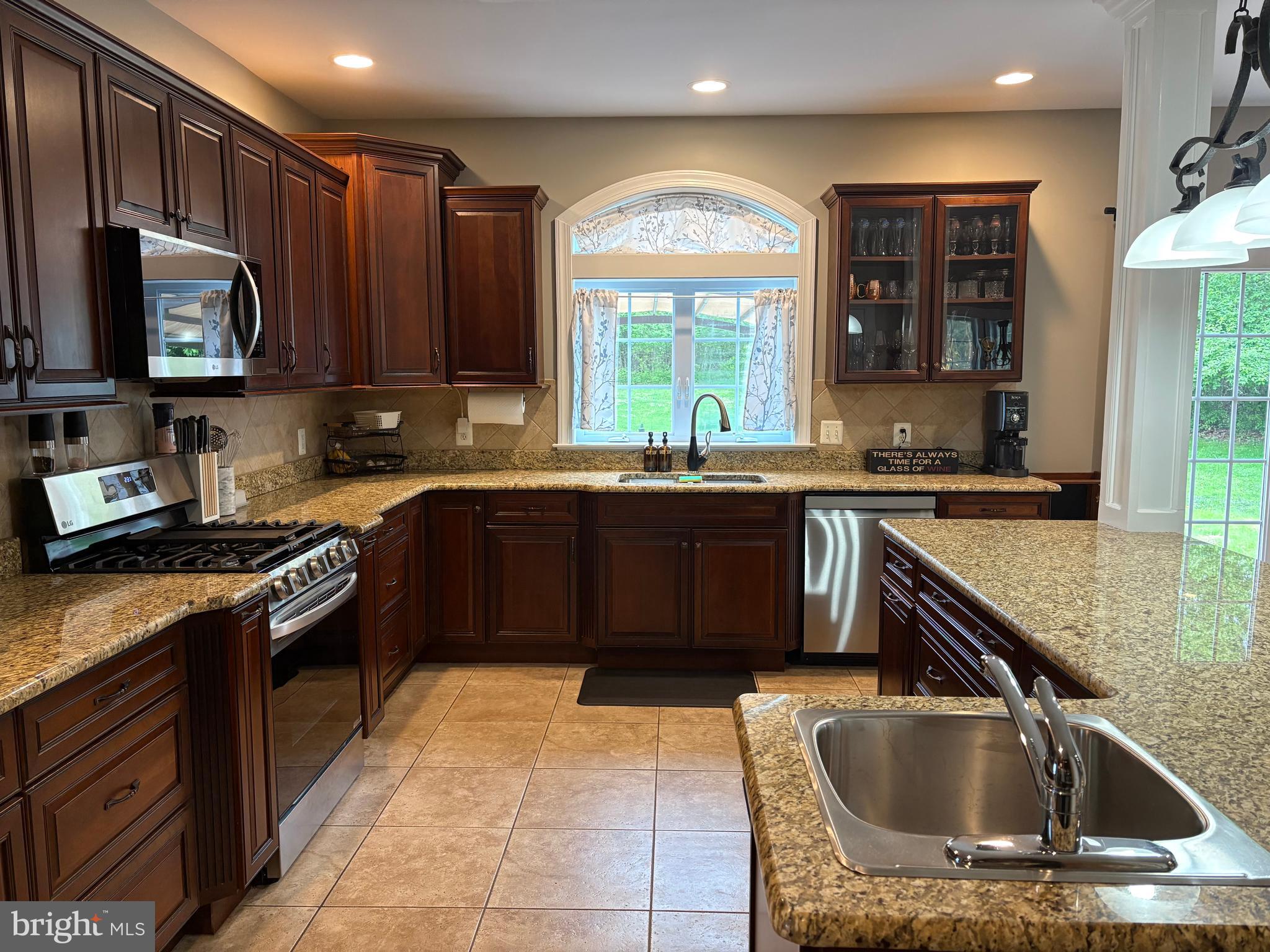 530 Church Road Norristown, PA 19403 - Photo 7 of 43