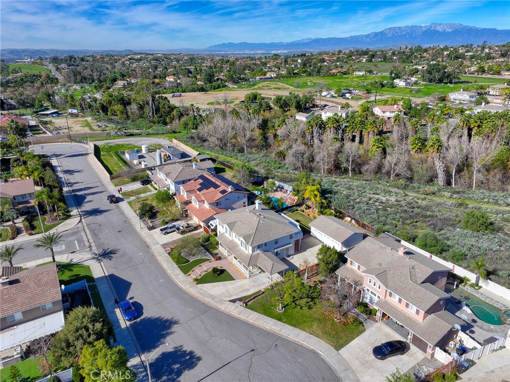 19156 Zamora Way Riverside, CA 92508 - Photo 4 of 30