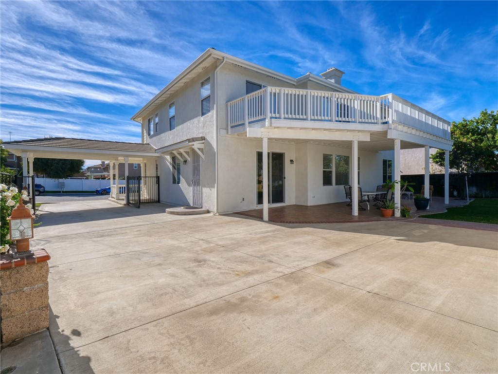 19156 Zamora Way Riverside, CA 92508 - Photo 7 of 30 3 CAR garage + expansive driveway for RV - BOAT parking