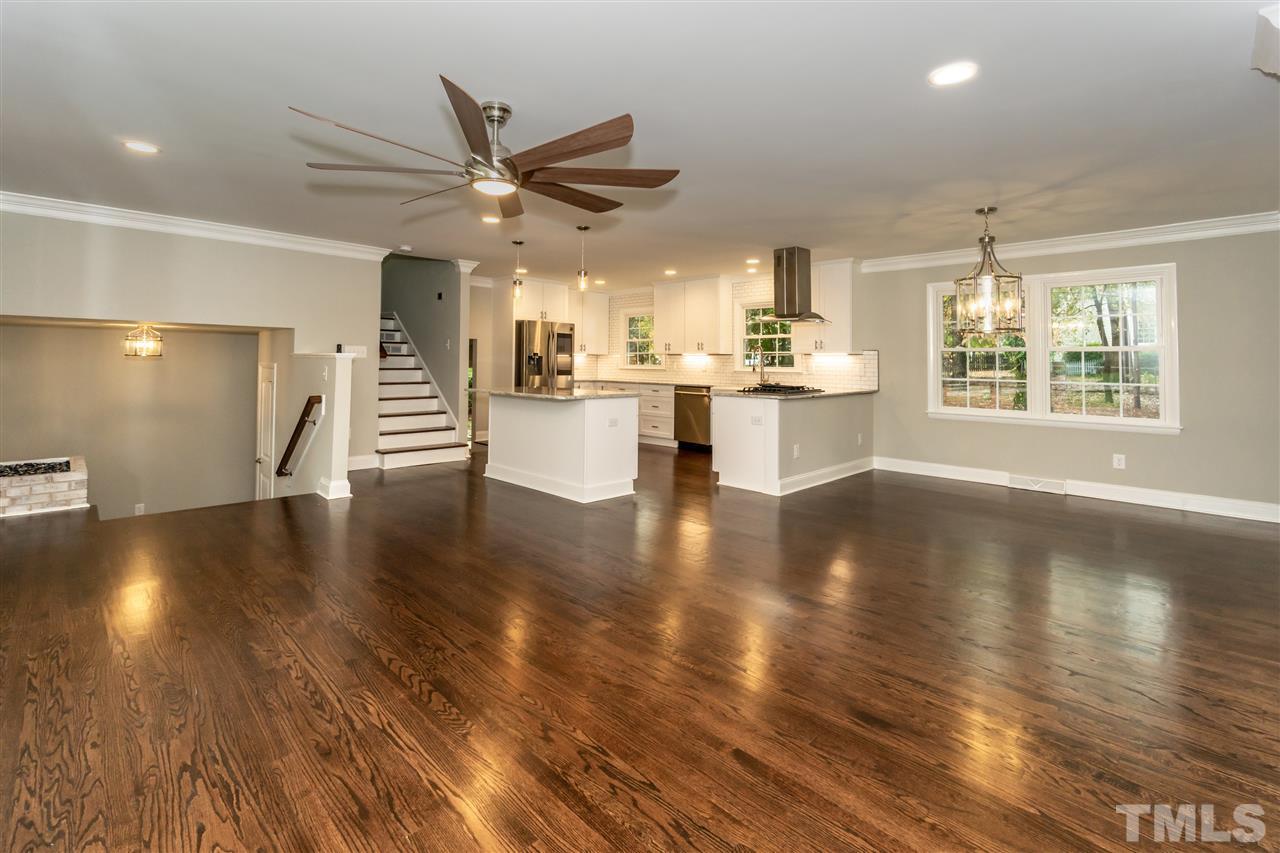 720 Dartmouth Road Raleigh, NC 27609 - Photo 4 of 25 Sparkling & Open Living Room!