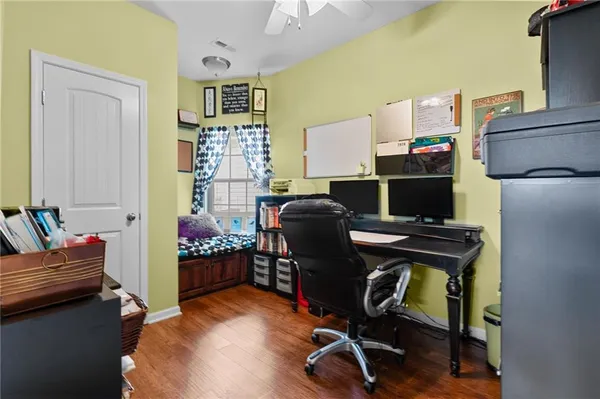 $340,000 | 607 Oakmont Drive, Warrensburg, MO 64093