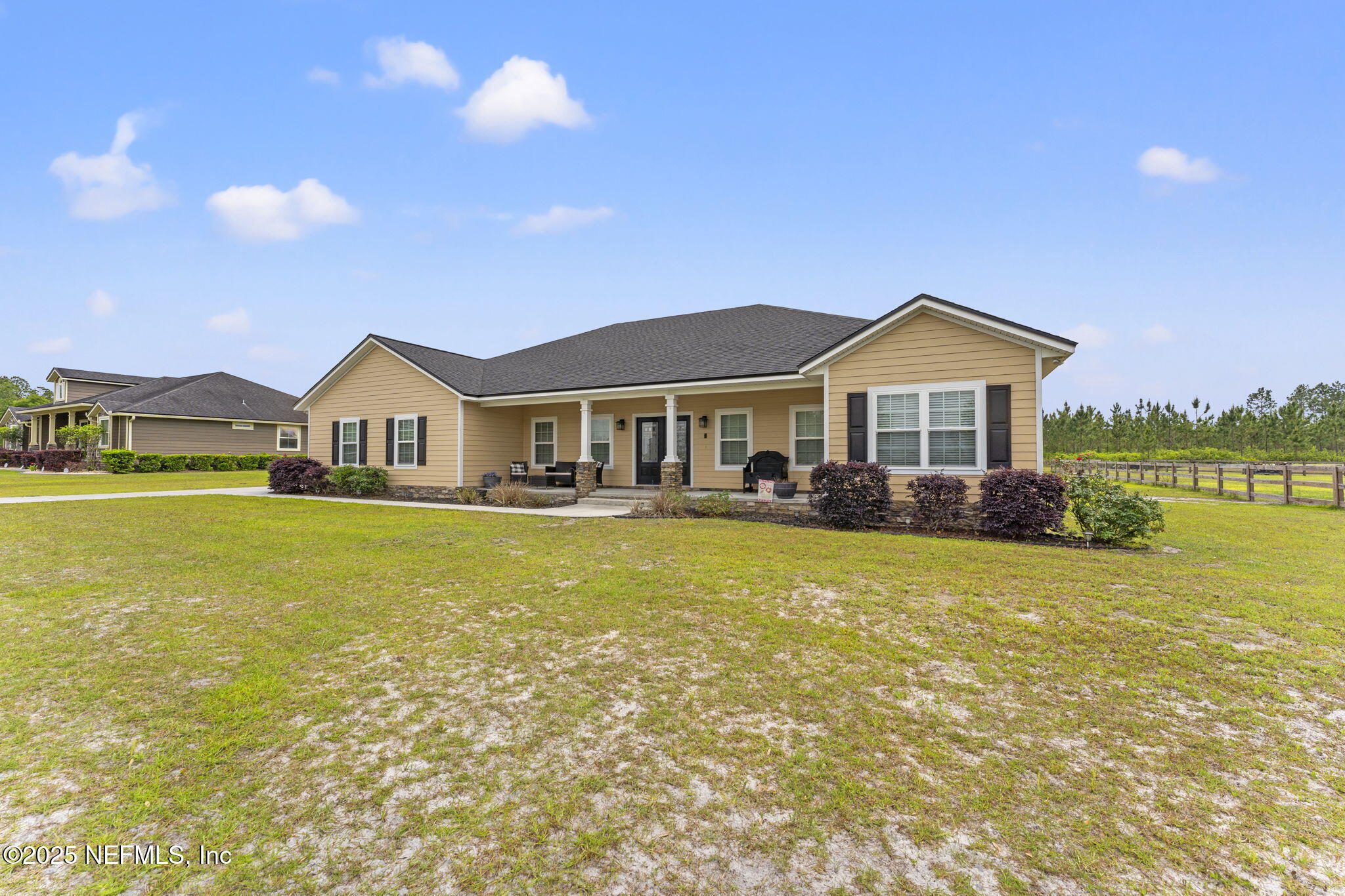 8154 Hunters Ridge South Glen St. Mary, FL 32040 - Photo 3 of 33 Front
