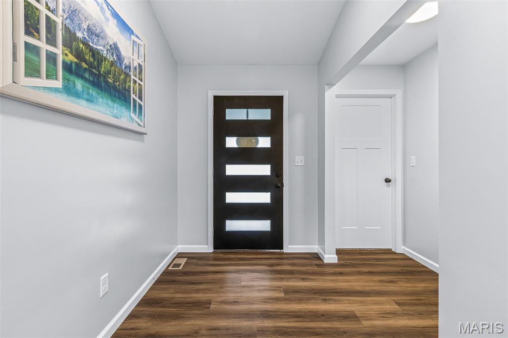 625 Lind Road St. Louis, MO 63125 - Photo 8 of 48