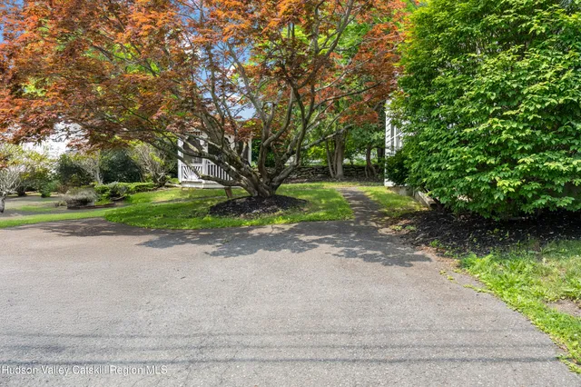 $299,000 | 207 Maple Avenue, Germantown, NY 12526