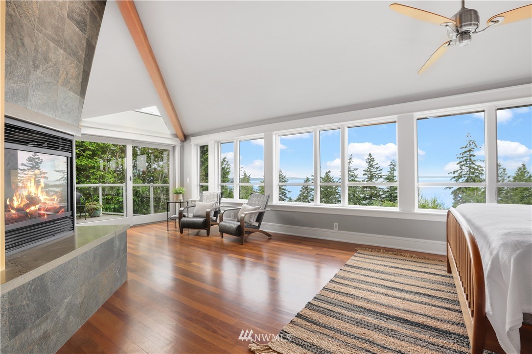 711 Briar Road Bellingham, WA 98225 - Photo 14 of 40 a living room with furniture and a large window
