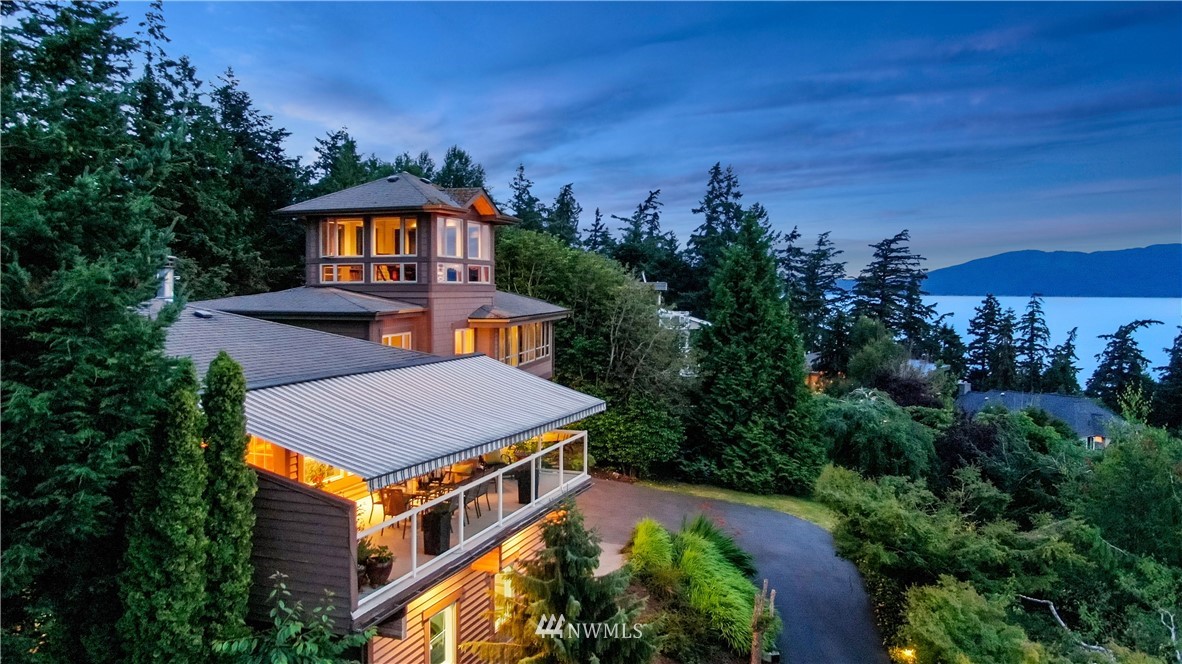 711 Briar Road Bellingham, WA 98225 - Photo 36 of 40 an aerial view of a house