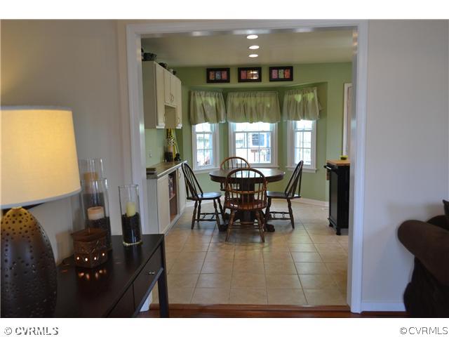 2413 Crystal Ridge Road Henrico, VA 23233 - Photo 3 of 14 Kitchen