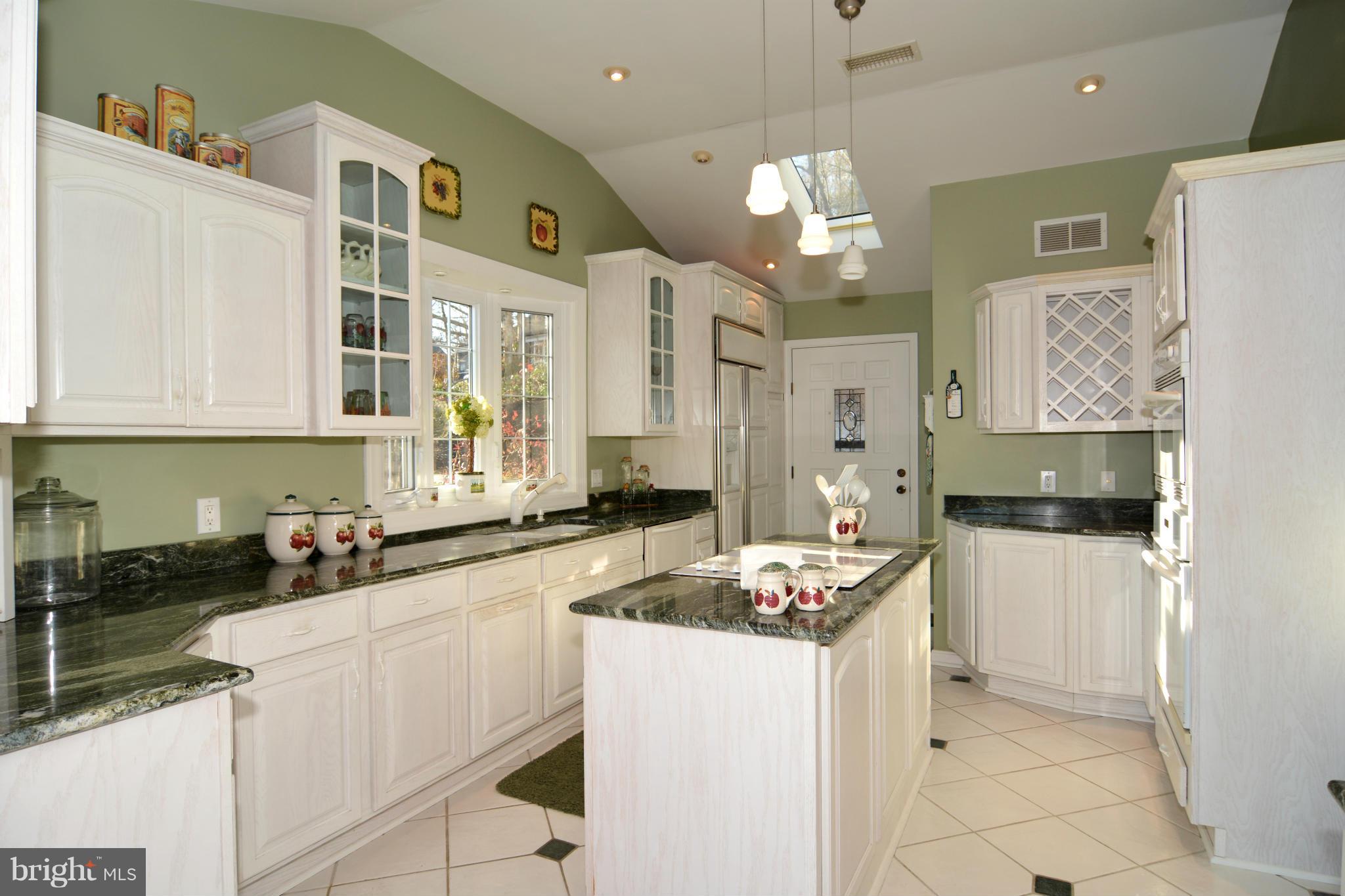 230 Kirkley Road Annapolis, MD 21401 - Photo 10 of 30 Kitchen