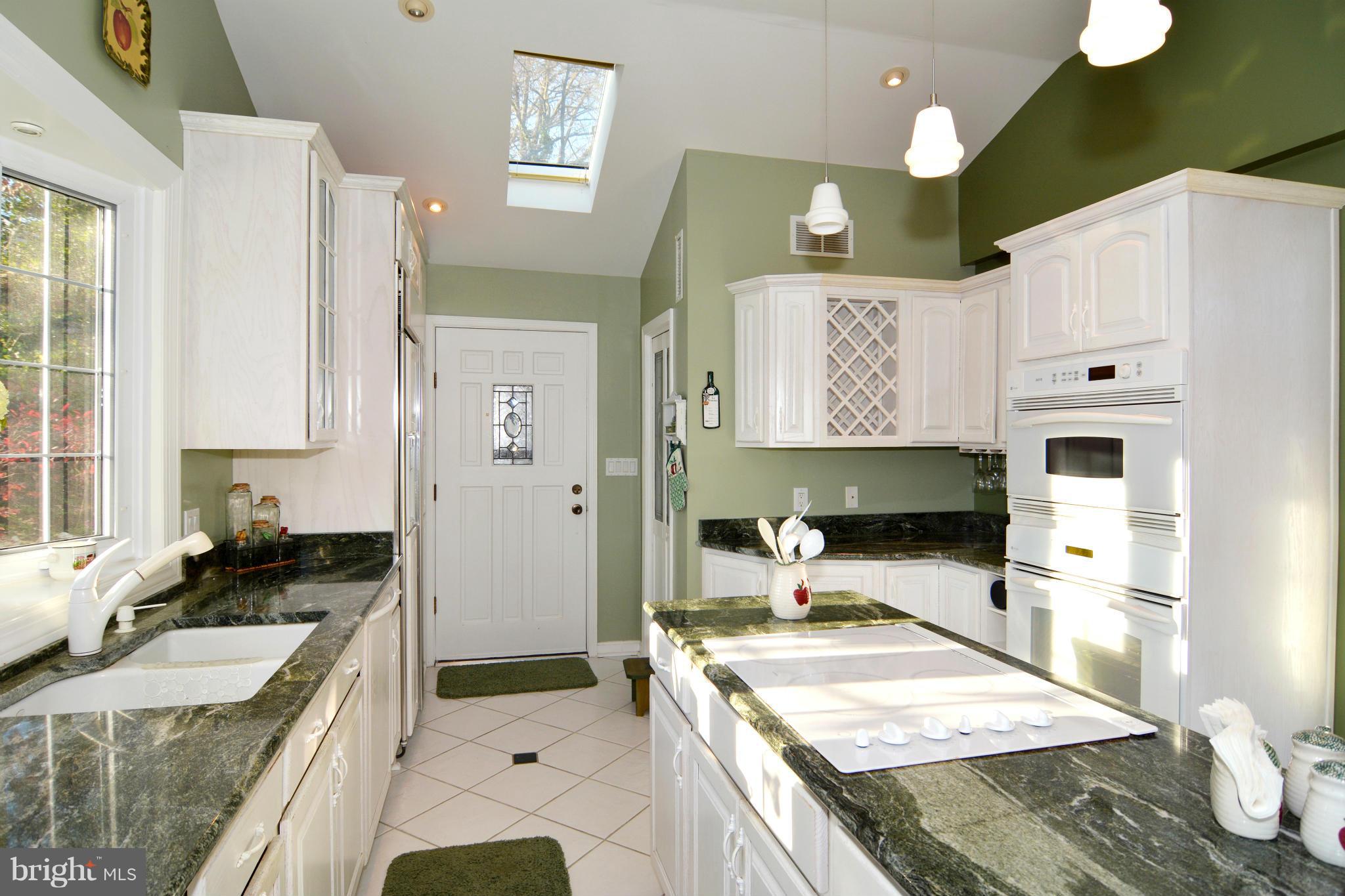 230 Kirkley Road Annapolis, MD 21401 - Photo 11 of 30 Kitchen