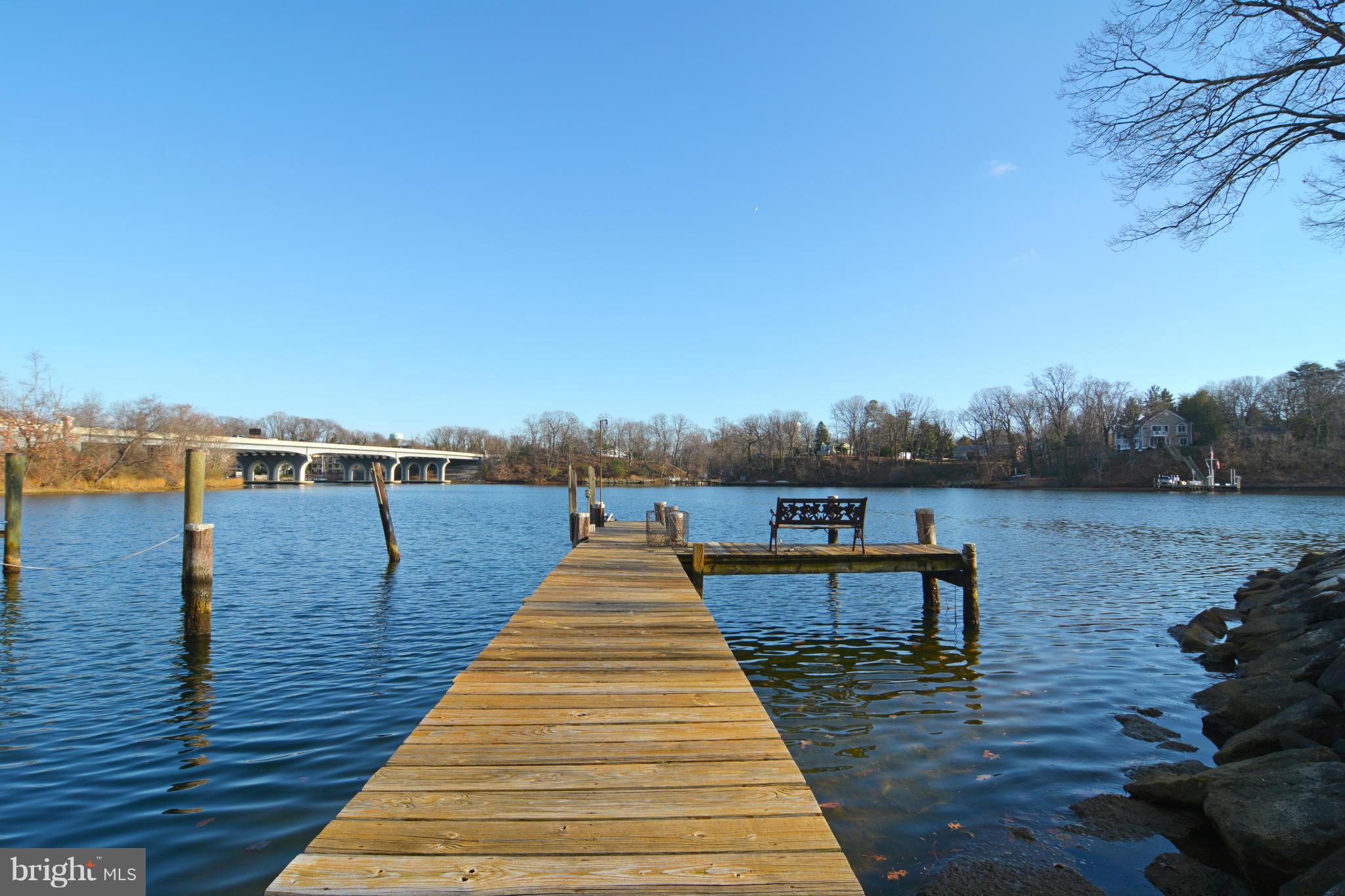 230 Kirkley Road Annapolis, MD 21401 - Photo 4 of 30 Private Pier