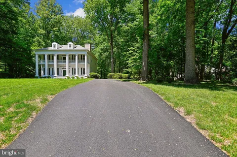 $1,625,000 | 7302 Meadow Wood Way, Clarksville, MD 21029