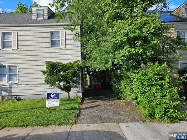 $899,000 | 281 Marion Avenue, Cliffside Park, NJ 07010