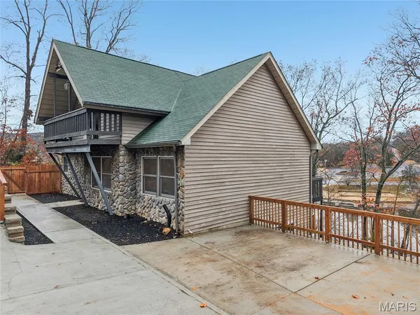 $699,000 | 1357 Lake Sherwood Drive, Marthasville, MO 63357