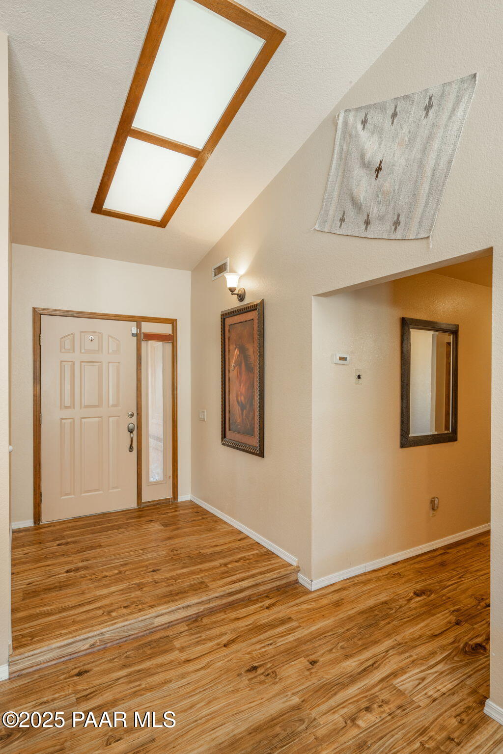 11992 Rawhide Ridge Dewey, AZ 86327 - Photo 3 of 46 Foyer