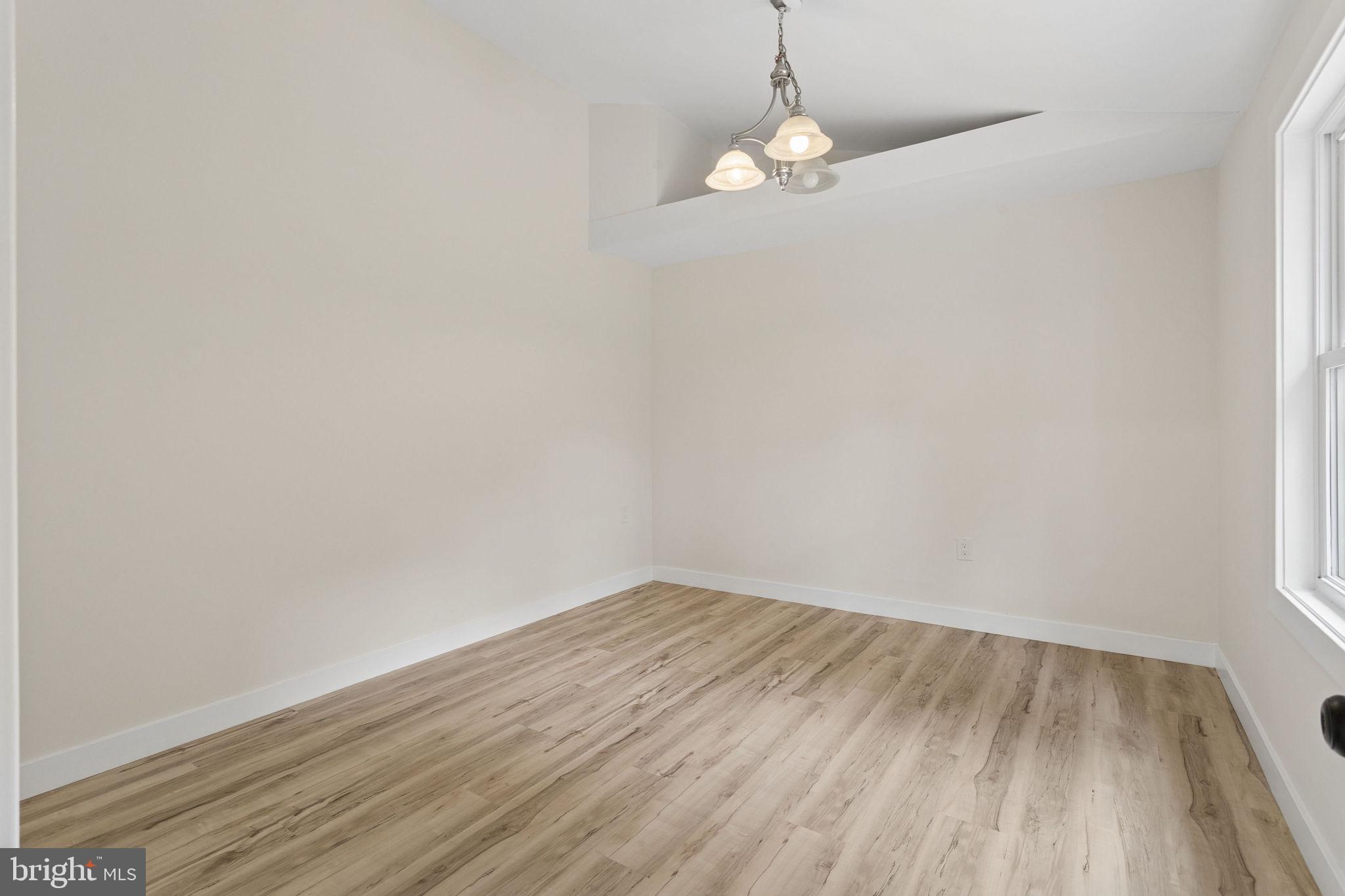 106 Rutledge Avenue Ewing, NJ 08618 - Photo 9 of 26 Gallery Image 9
