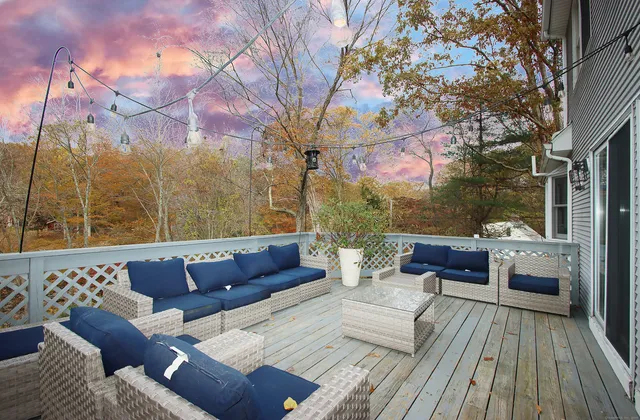 $699,900 | 821 Essex Road, Westbrook, CT 06498