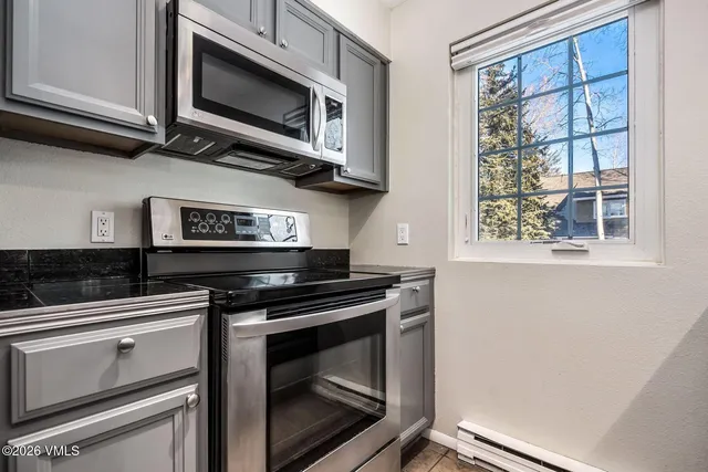 $820,000 | 570 Homestead Drive, Unit 42, Edwards, CO 81632