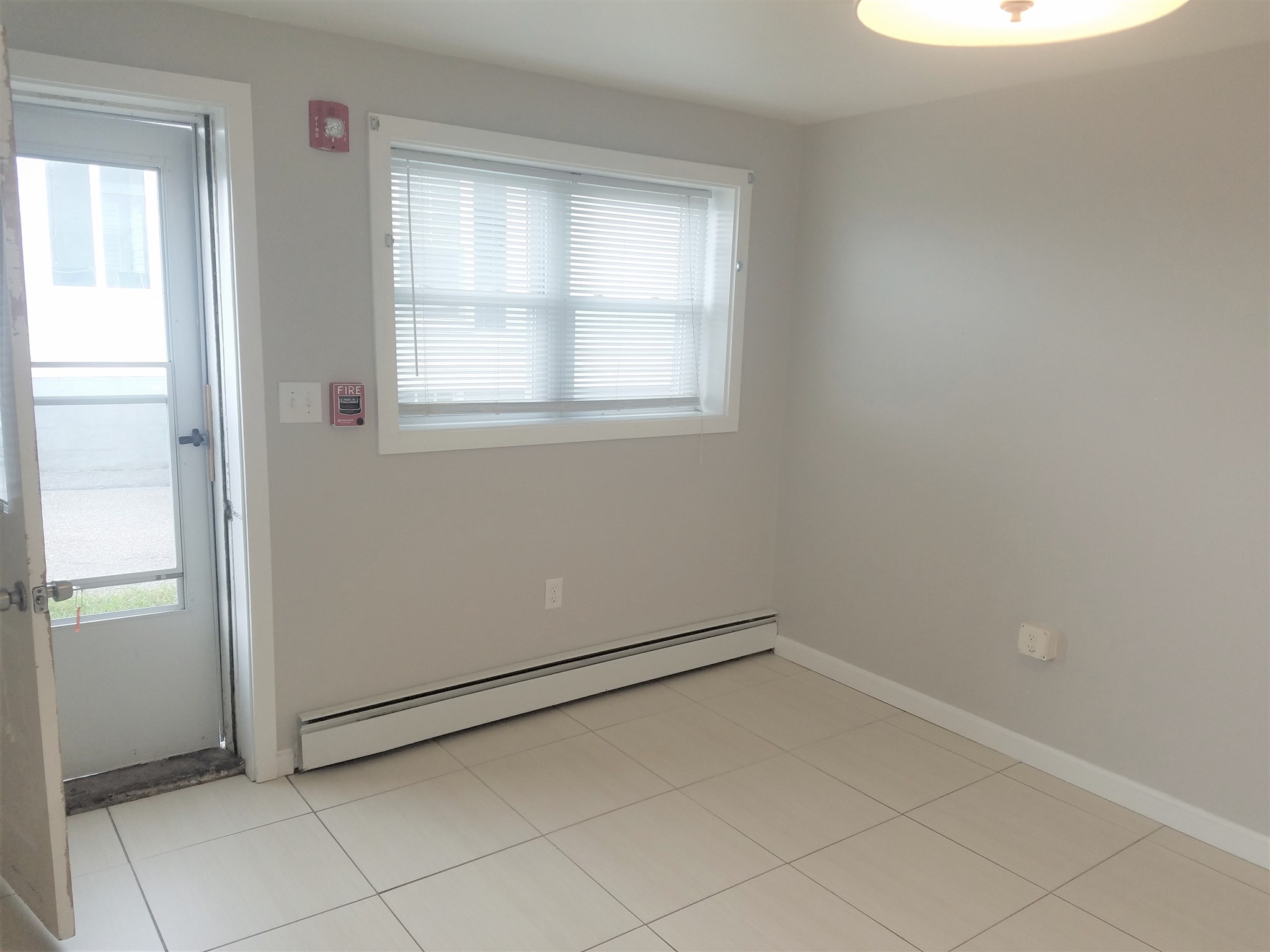 857 Ocean Boulevard, Unit 1 Hampton, NH 03842 - Photo 3 of 7