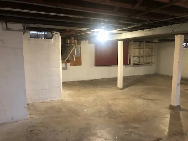 $825 | 1728 East Locust Street, Unit Y, Davenport, IA 52803