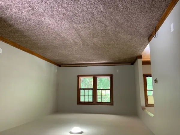 $825 | 1728 East Locust Street, Unit Y, Davenport, IA 52803