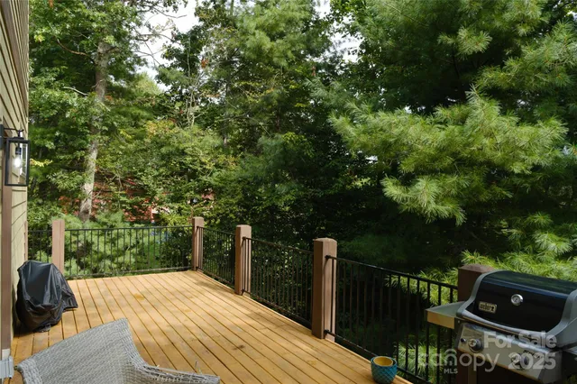 a view of deck and patio