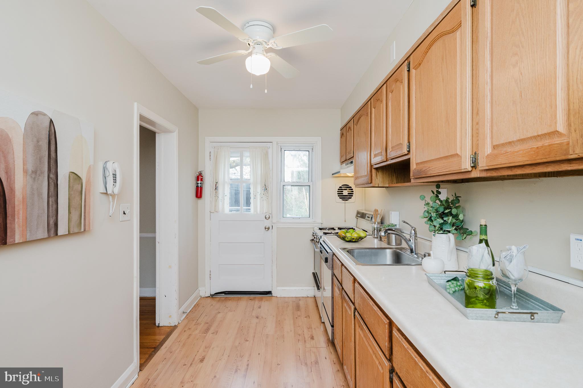 852 Bosley Avenue Towson, MD 21204 - Photo 19 of 44