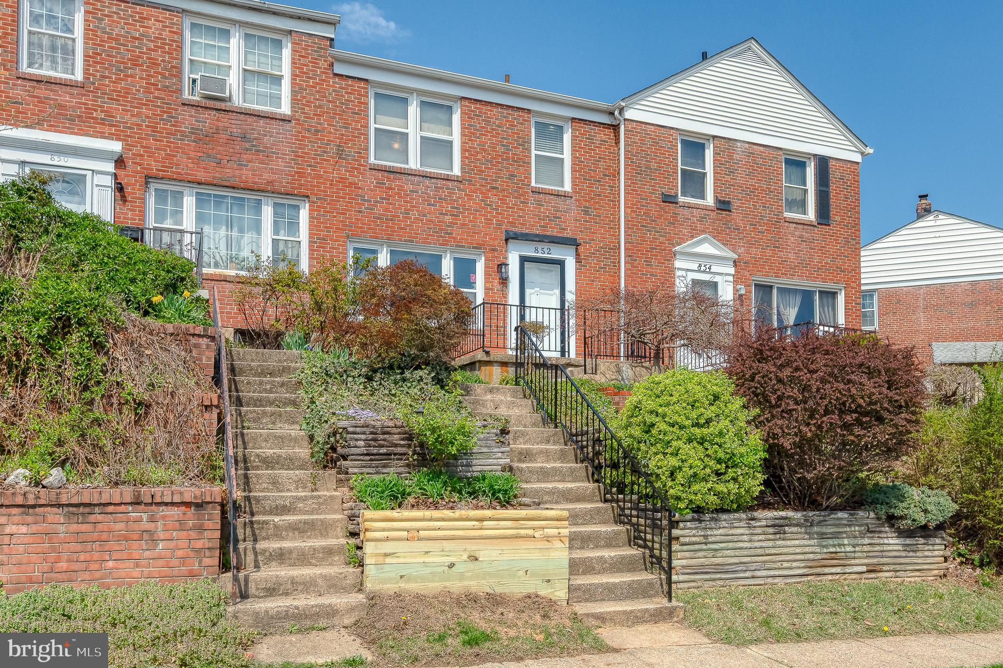 852 Bosley Avenue Towson, MD 21204 - Photo 3 of 44