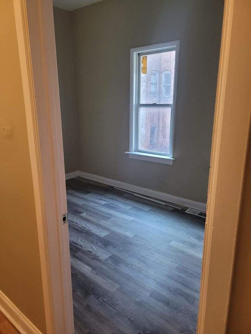 9021 South Exchange Avenue Chicago, IL 60617 - Photo 12 of 13