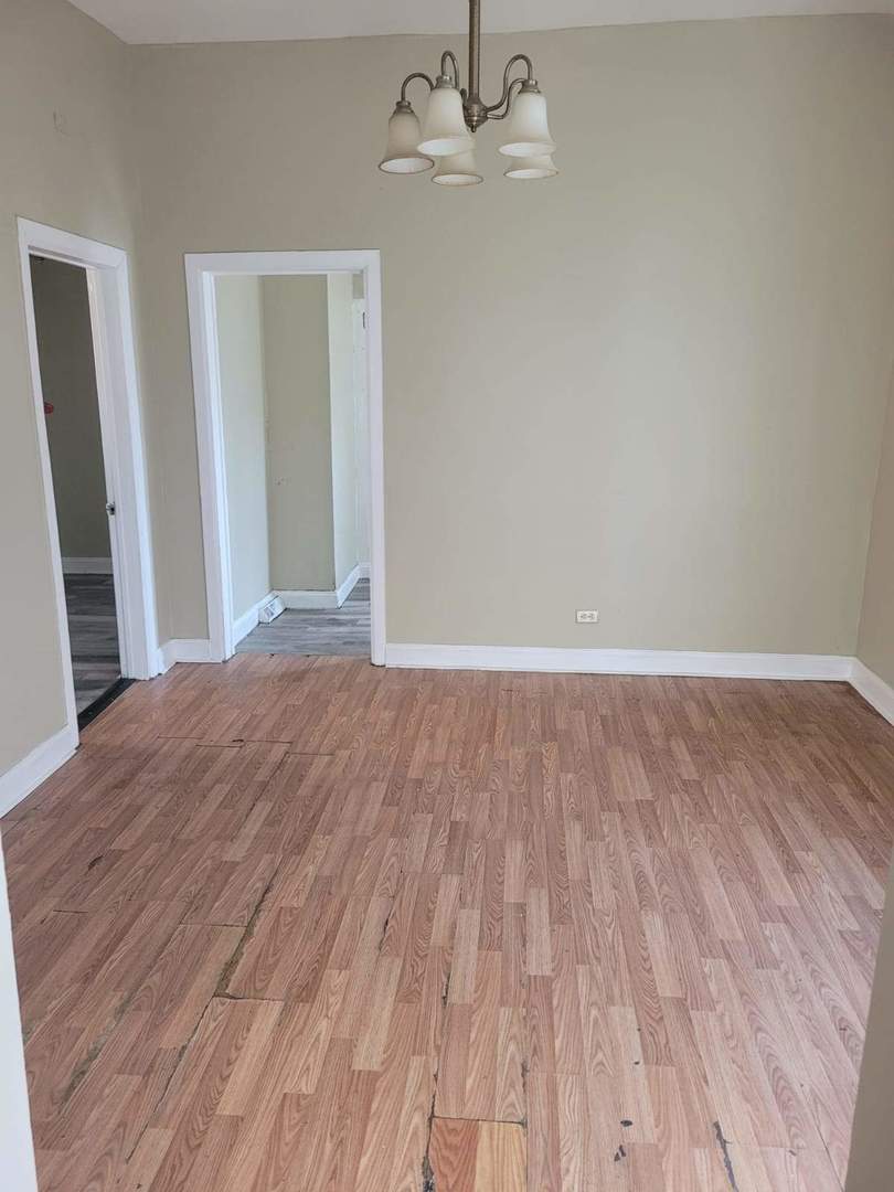 9021 South Exchange Avenue Chicago, IL 60617 - Photo 4 of 13