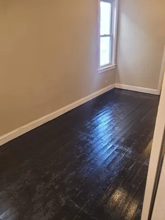 $130,000 | 9021 South Exchange Avenue, Chicago, IL 60617