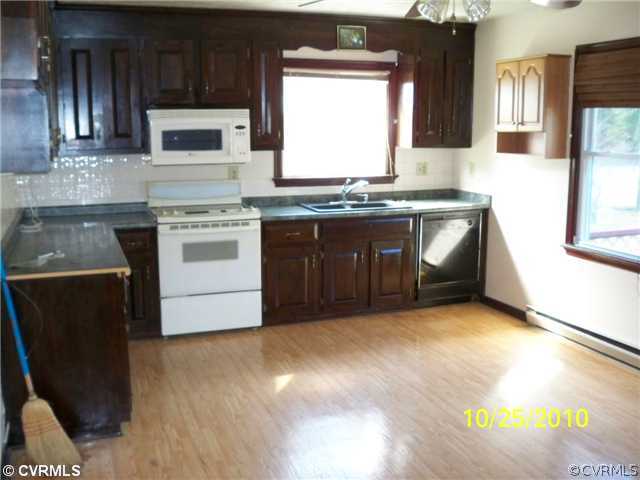 3781 Meadow Road Sandston, VA 23150 - Photo 8 of 8 Kitchen