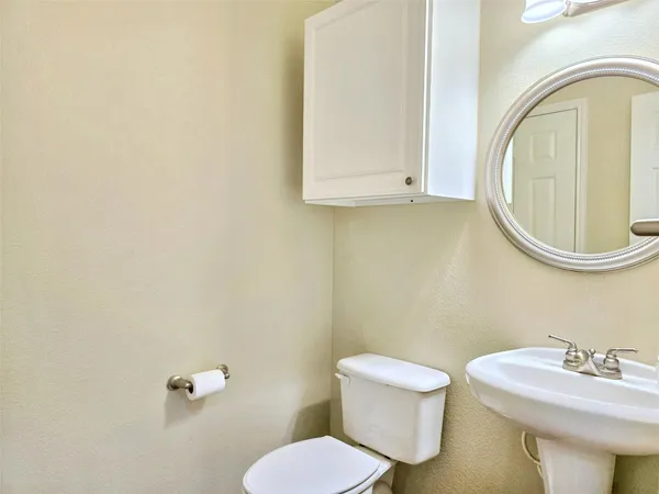 $2,450 | 12707 Boheme Drive, Unit 506, Houston, TX 77024