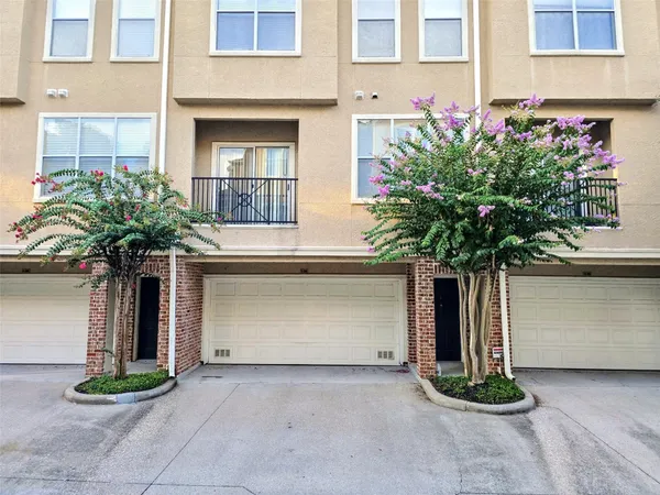 $2,450 | 12707 Boheme Drive, Unit 506, Houston, TX 77024