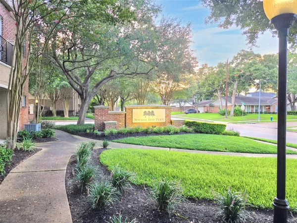 $2,450 | 12707 Boheme Drive, Unit 506, Houston, TX 77024