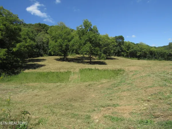$149,900 | 14-ac Hartsville Road, Lafayette, TN 37083