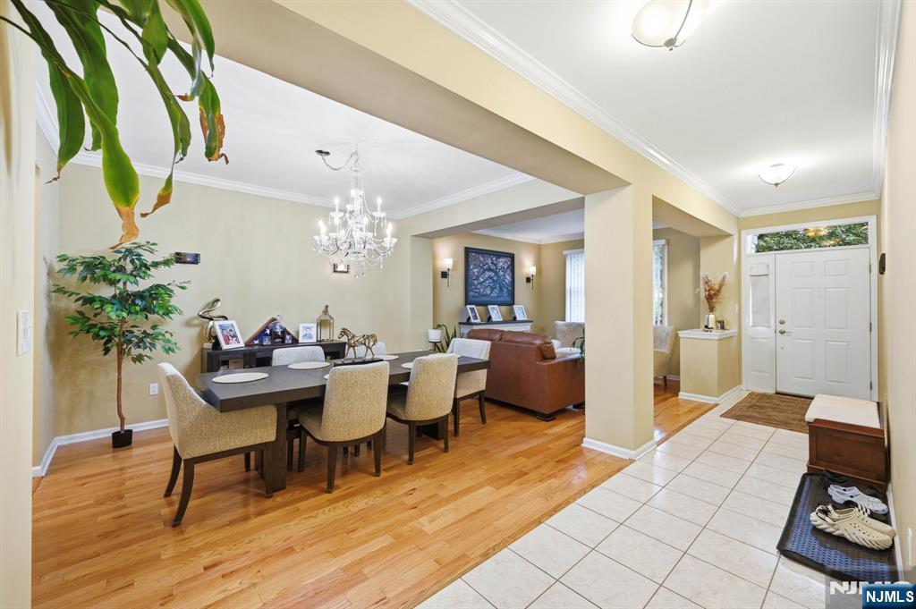 75 Spring Hill Circle Wayne, NJ 07470 - Photo 7 of 25