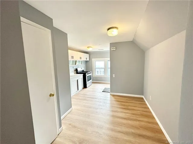 $1,800 | 173 Coleman Street, Bridgeport, CT 06604