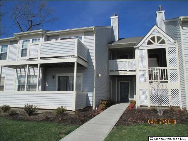 458 Magnolia Court Howell, NJ 07731 - Photo 1 of 8 Primary Photo