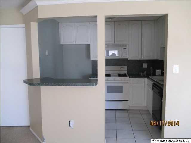 458 Magnolia Court Howell, NJ 07731 - Photo 5 of 8 Additional Photo